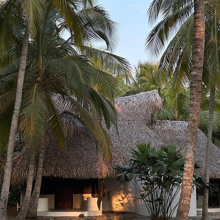 Hotel Casalina Palomino Bagian luar foto