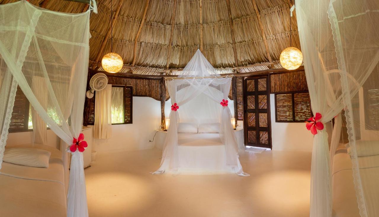 Hotel Casalina Palomino Bagian luar foto